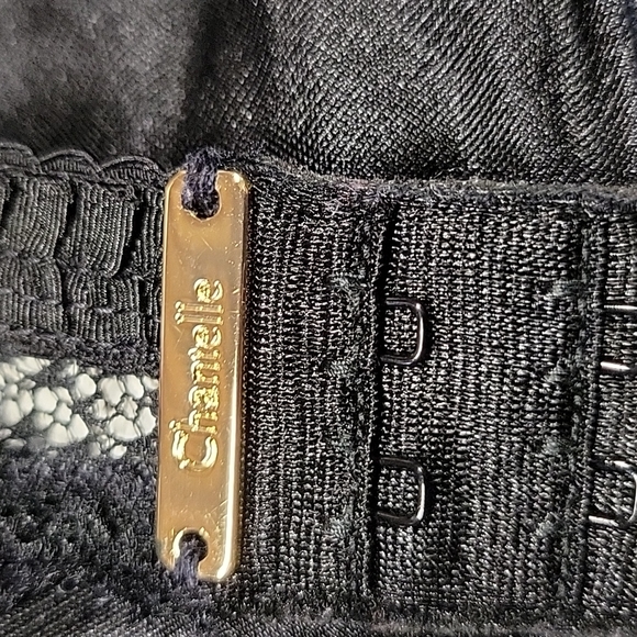 Chantelle Opera Gold Lace Floral Bra Size 36C - Picture 4 of 13